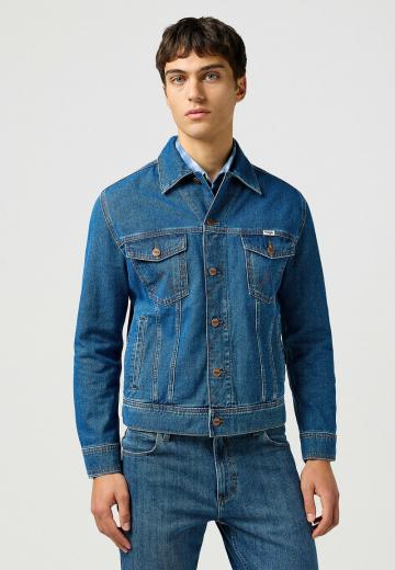 Джинсовая куртка