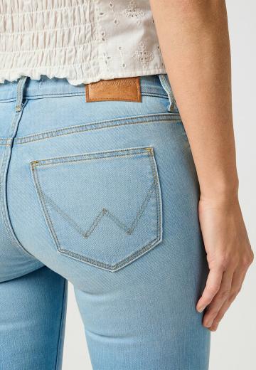 Клешеные брюки