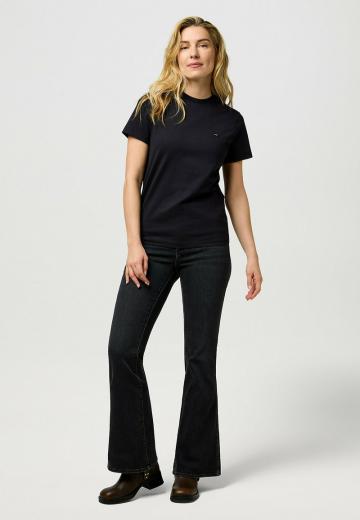 Клешеные джинсы