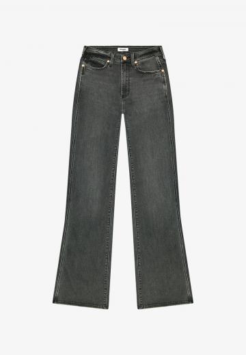 Клешеные джинсы