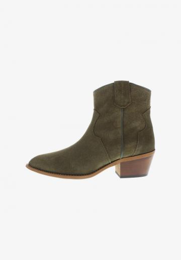 Ковбойские сапожки