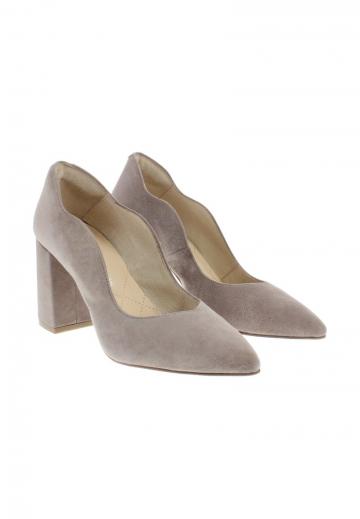 Туфли на высоком каблуке