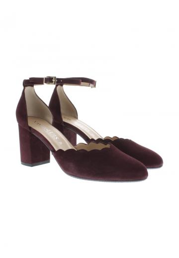 Туфли с ремешком