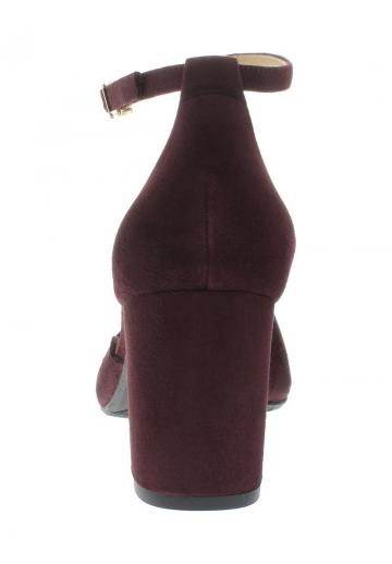 Туфли с ремешком