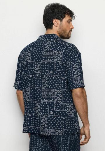 Рубашка с коротким рукавом