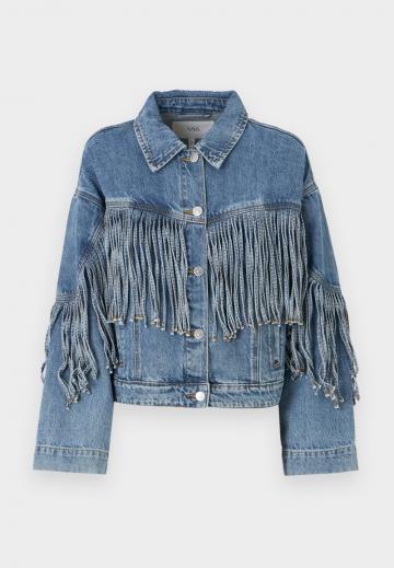 Джинсовая куртка