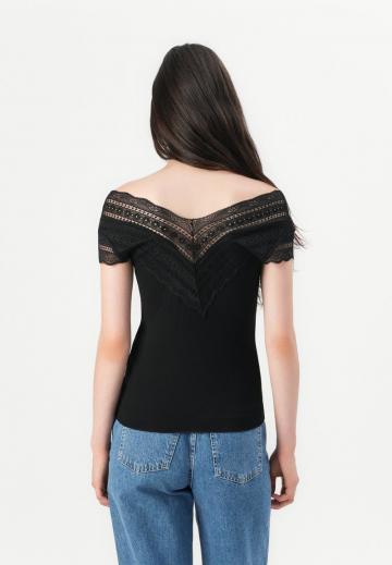 Кружевная блузка