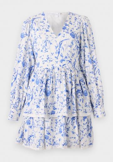 Летнее платье