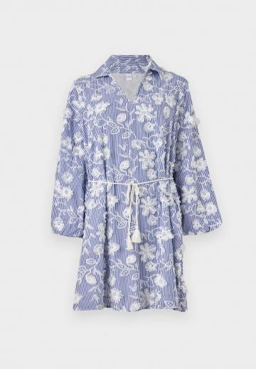 Короткое платье