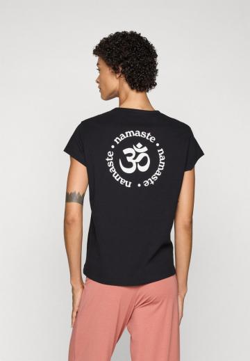 Спортивная майка