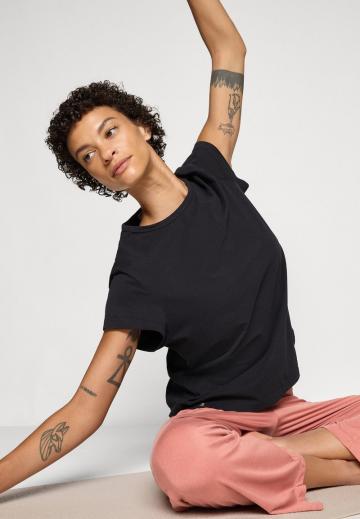 Спортивная майка