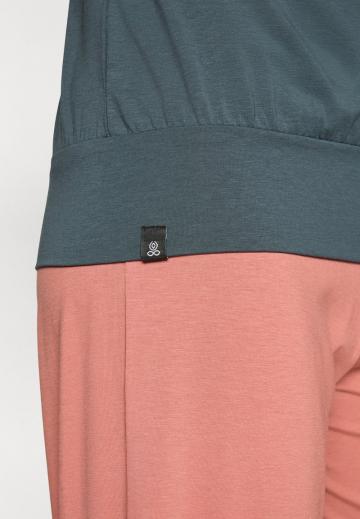 Спортивная майка