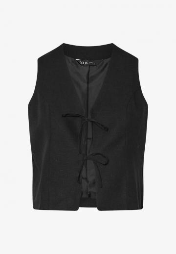 Короткая куртка