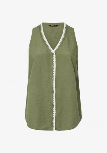 Длинный жилет