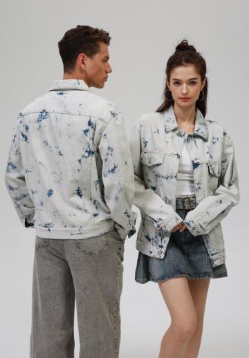 Джинсовая куртка