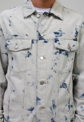 Джинсовая куртка