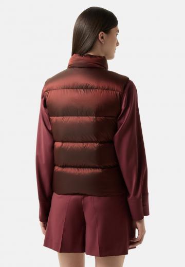 Пуховой жилет