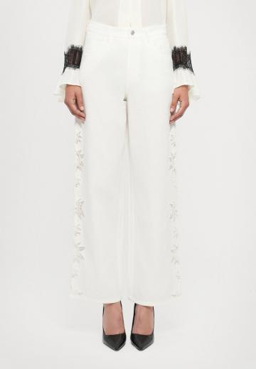 Джинсы бойфренда