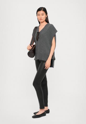 Длинный пуловер