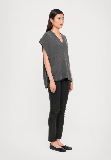 Длинный пуловер