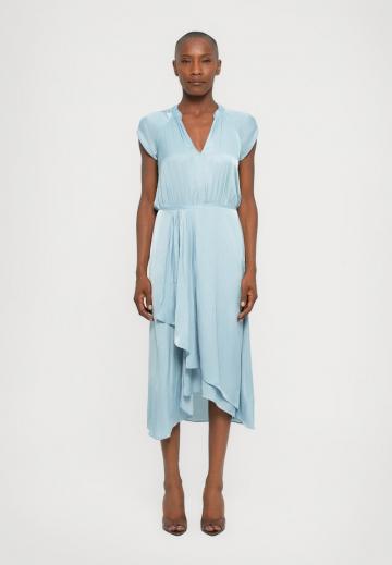 Коктейльное платье