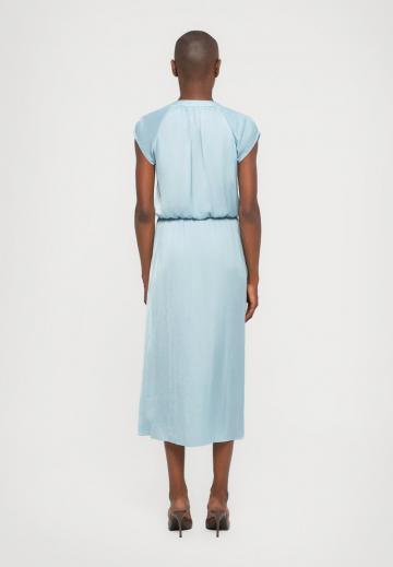 Коктейльное платье