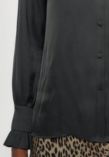 Атласная блузка