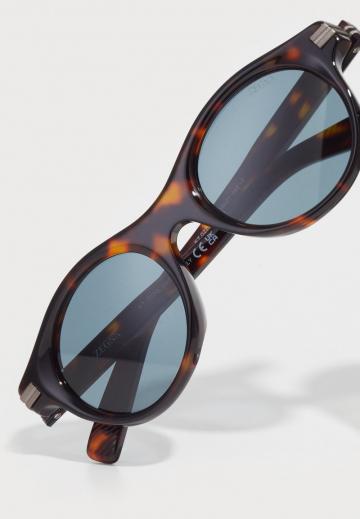 Солнечные очки