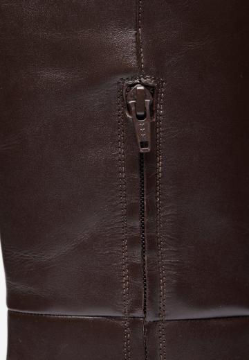 Высокие сапоги