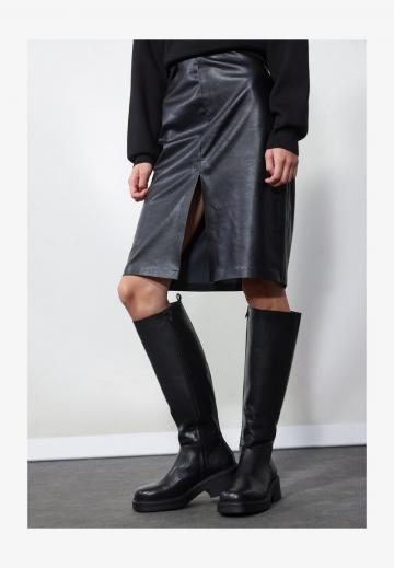 Сапоги на платформе