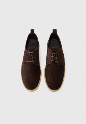 Ботинки на шнуровке