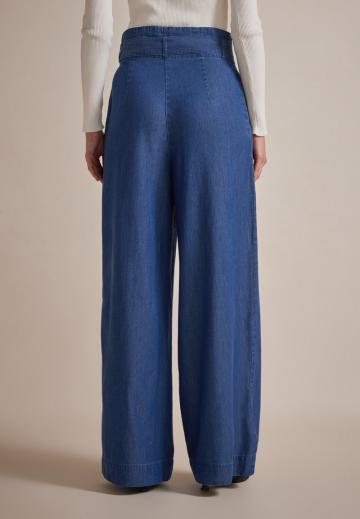 Свободные джинсы