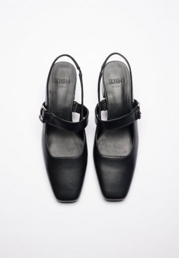 Туфли с ремешком