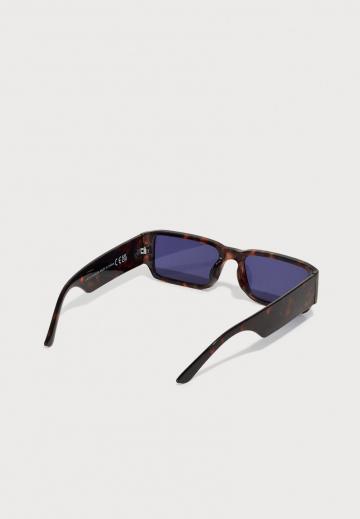 Солнечные очки