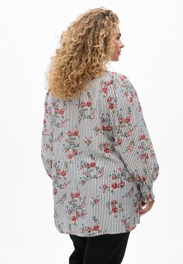 Длинная блузка