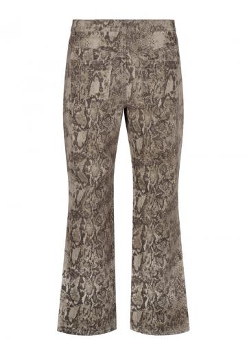 Клешеные джинсы