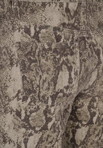 Клешеные джинсы