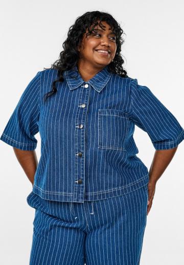 Джинсовая блузка