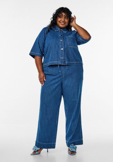 Свободные джинсы