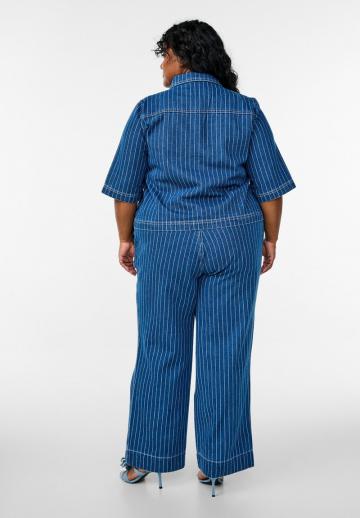 Свободные джинсы