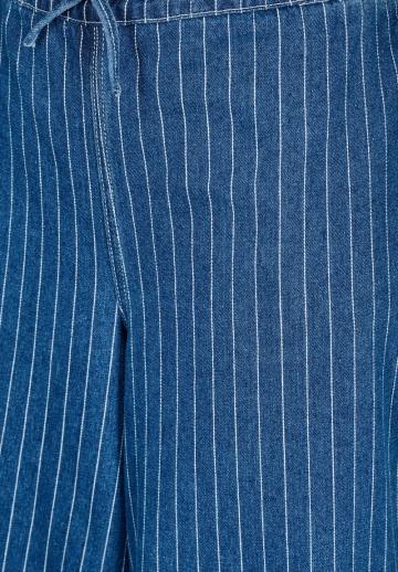 Свободные джинсы