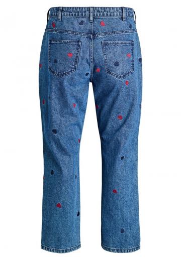 Прямые джинсы