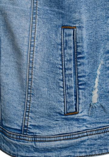 Джинсовая куртка