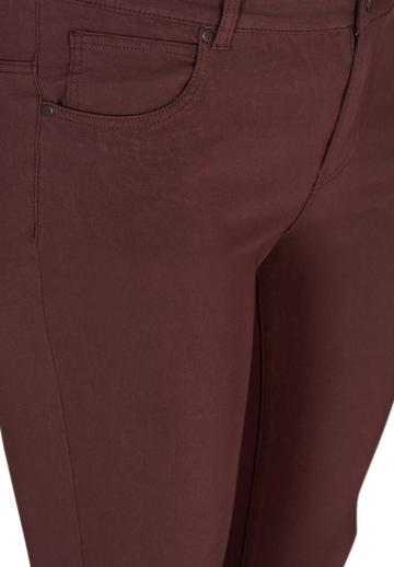 Короткие джинсы