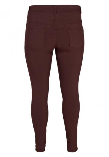 Короткие джинсы