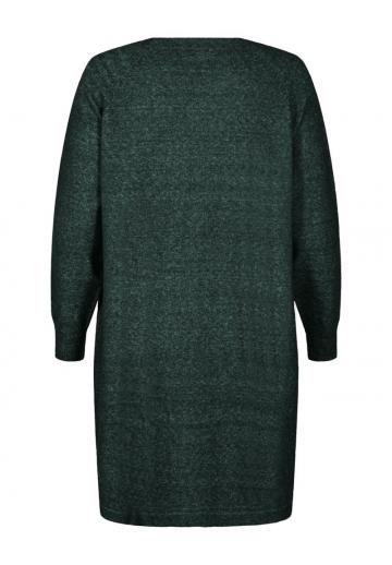 Вязаное платье