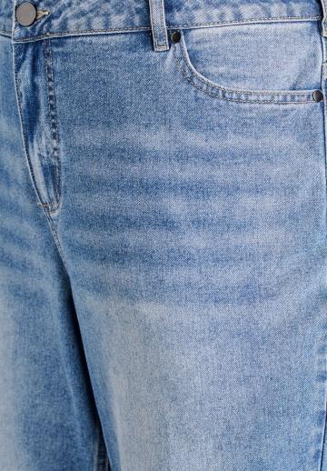 Свободные джинсы