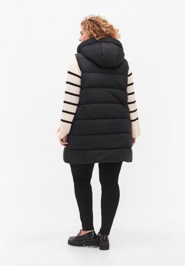 Длинный жилет