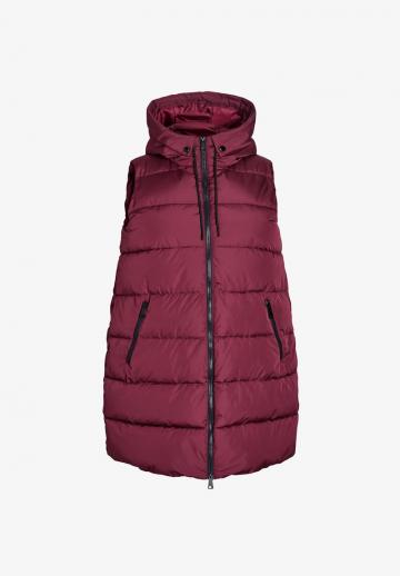 Длинный жилет