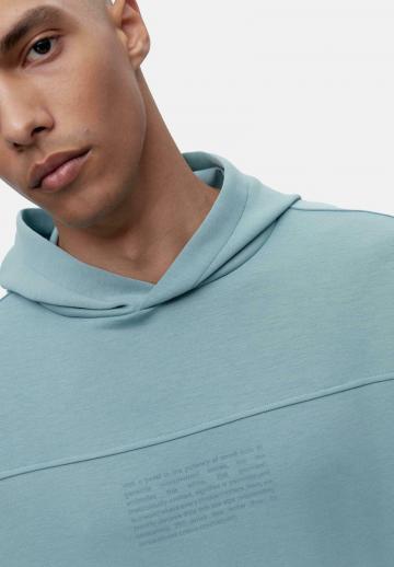 Спортивная кофта